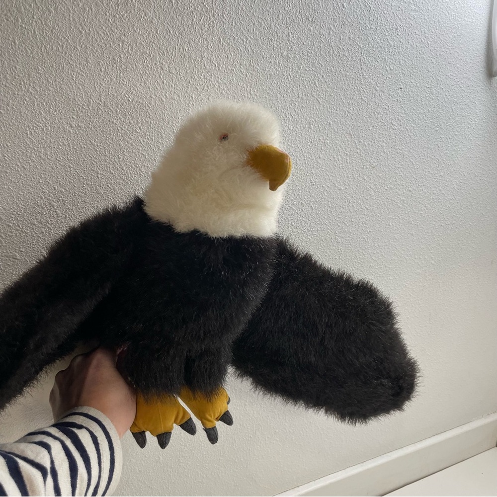 Folkmanis hand puppet Eagle size Large